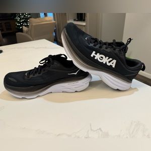 Women’s Hoka Bondi 8 running shoes 9.5 B